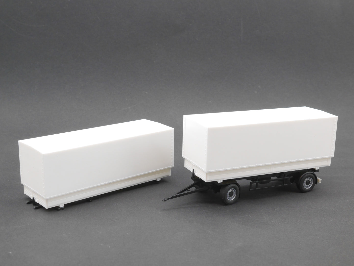 1:87 ST-0218 Scaletrucks Bausatz 1x Pritsche/Plane Anhänger + MW Aufbau